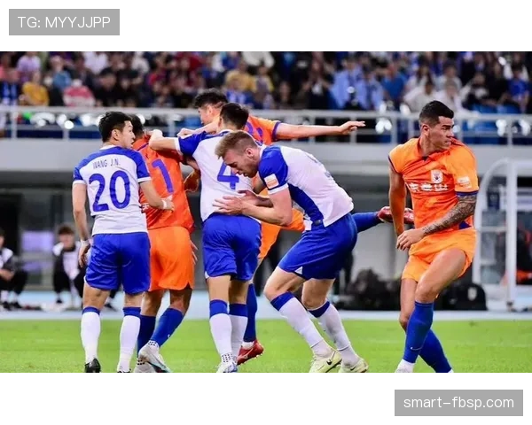 比赛暂停规则详解：何时裁判应正式判罚暂停赛事