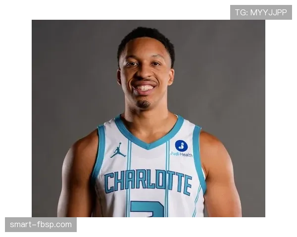 格兰特·威廉姆斯三分高效拉开空间提升球队挡拆成功率