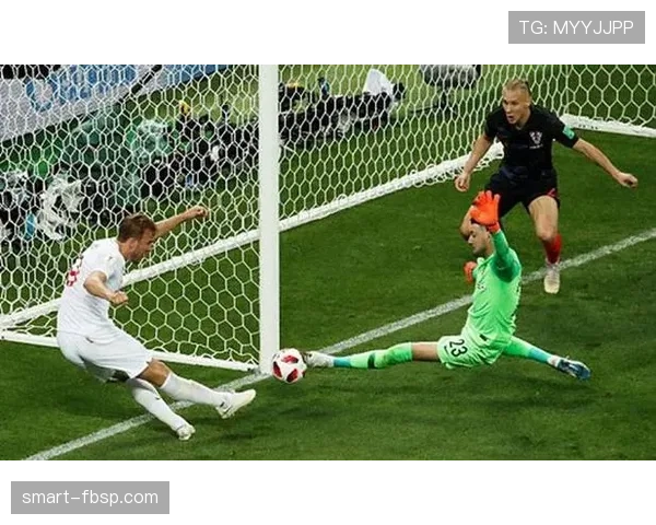 球门尺寸规则详解：标准尺寸及判罚对比赛的影响有哪些